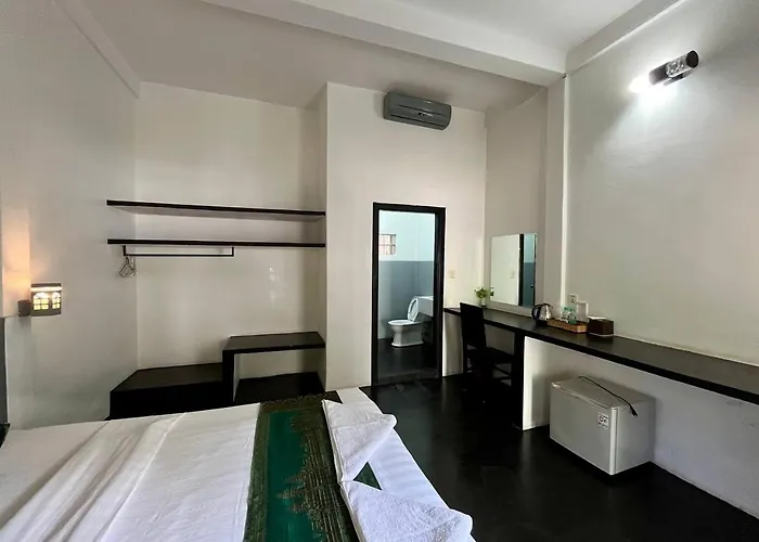 Hotel Home Inn *