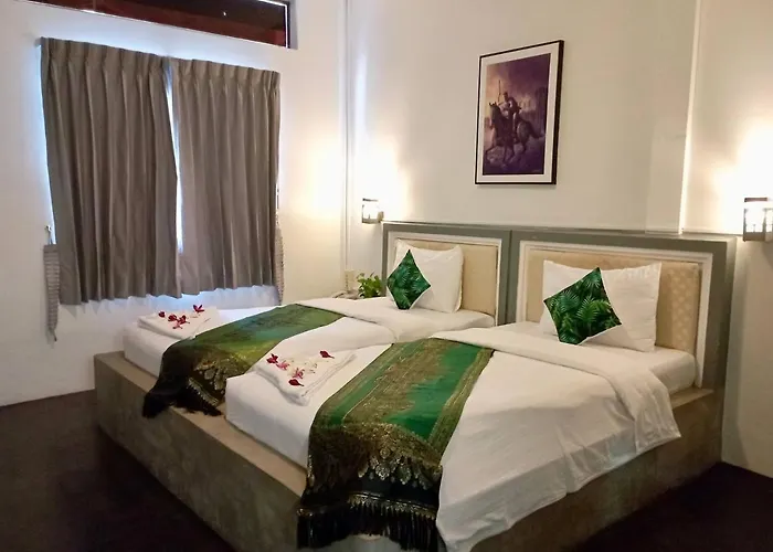 Hotel Home Inn *